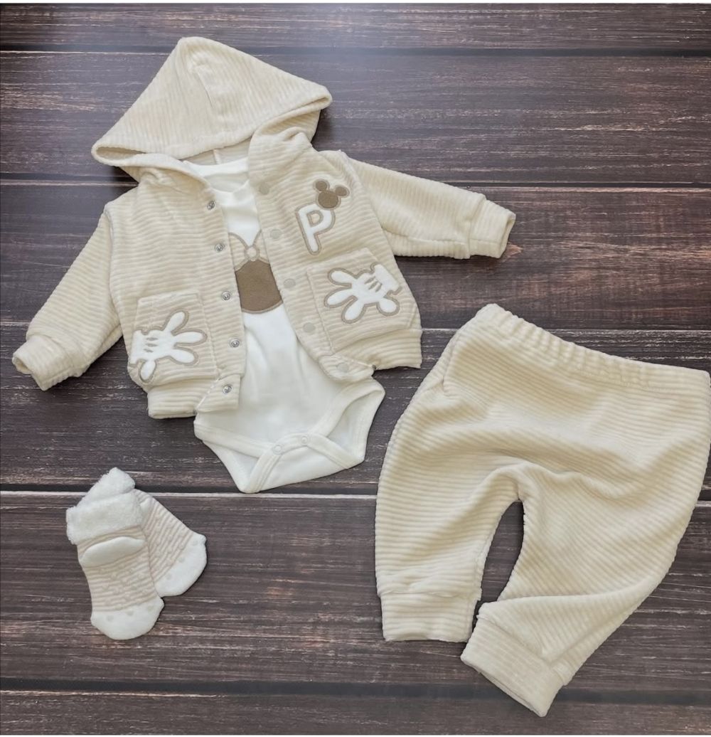 Велюровий костюмчик