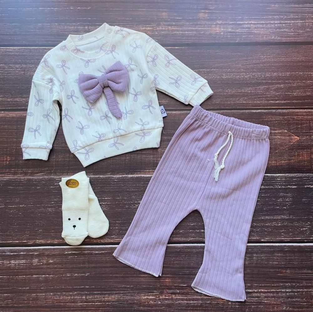 Костюмчик зі штанцями кльош 